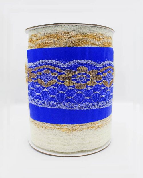 Dantela poliester 200Y este o dantela fină ce poate fi folosita pentru a decora bluze, fuste, rochii, lenjerie, etc.