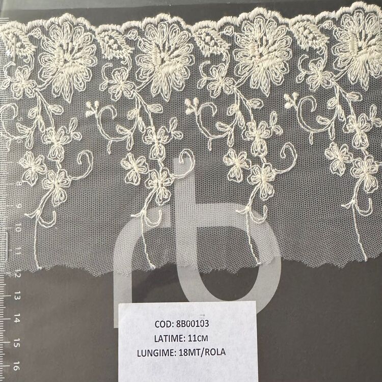 Dantelă brodată pe tulle – BEJ