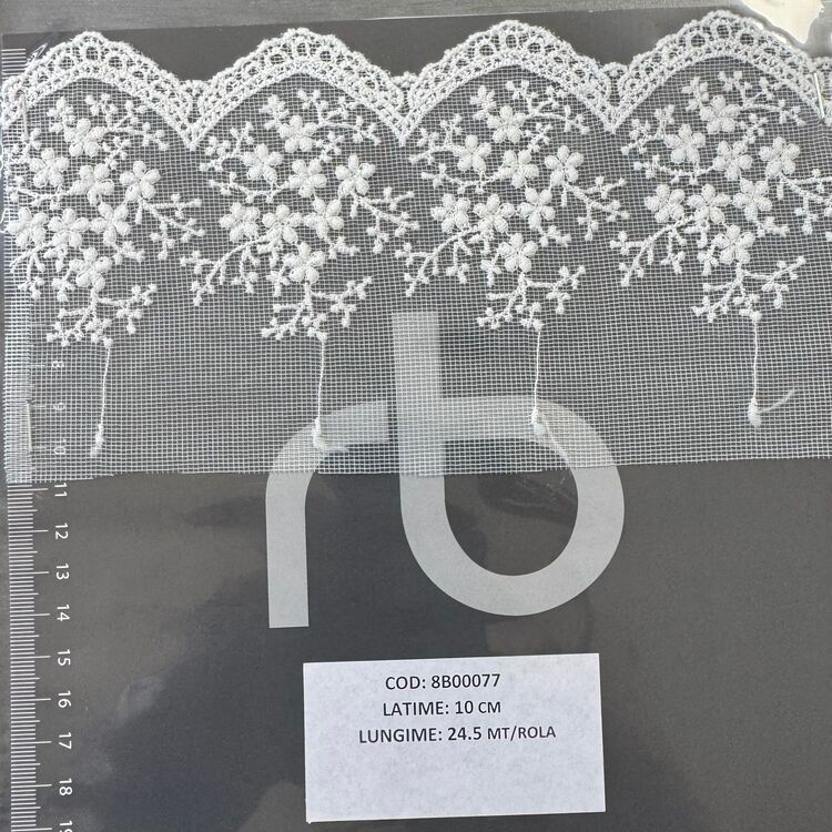 Dantelă brodată pe tulle – IVOAR