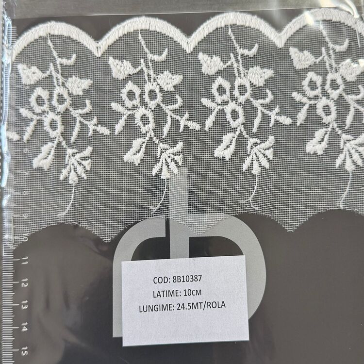 Dantelă brodată pe tulle – IVOAR