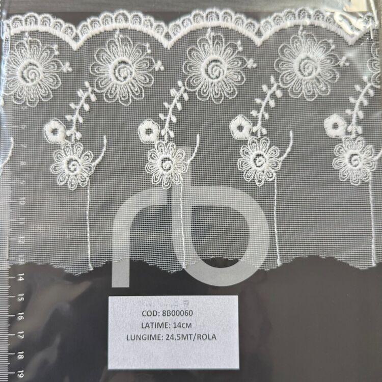 Dantelă brodată pe tulle – IVOAR