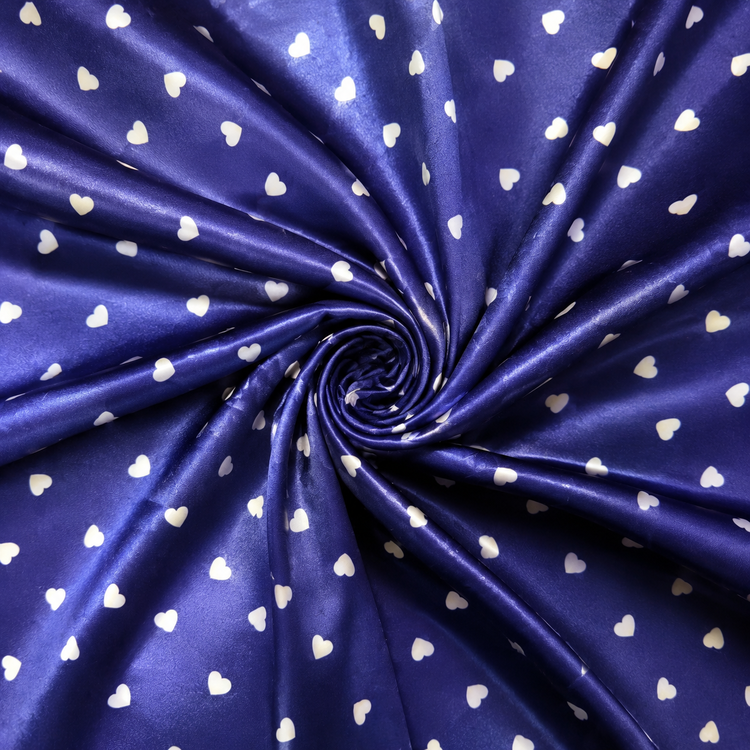 Satin elastic albastru cu inimioare albe