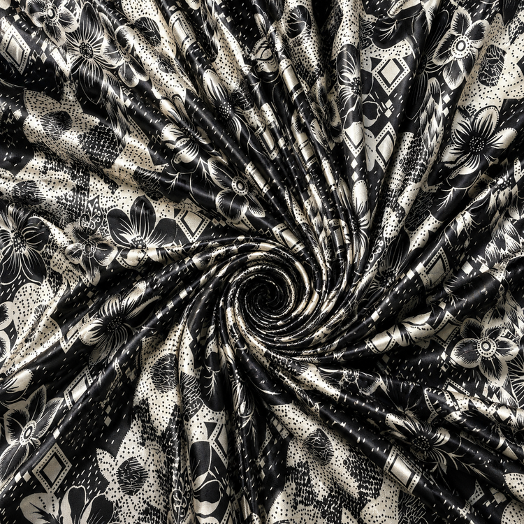 Satin elastic alb-negru cu imprimeu floral geometric