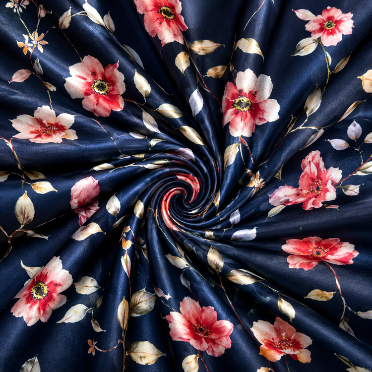 Satin elastic bleumarin cu flori roz