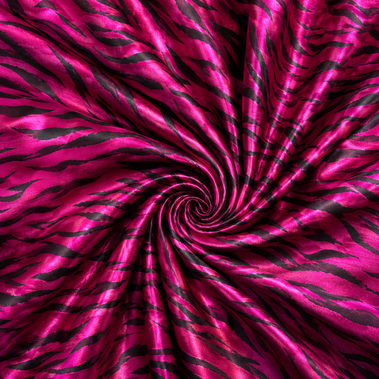Satin elastic fucsia cu imprimeu animal print abstract