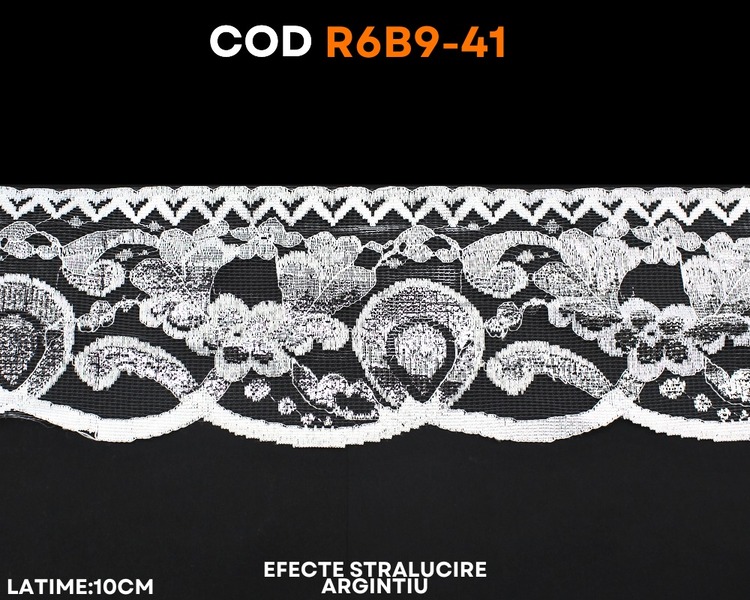 Dantelă fixă albă cu efect strălucire argintiu și model ornamental