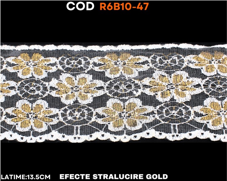 Dantelă fixă albă cu efect strălucire gold și model floral
