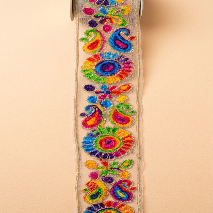 Bandă Pasmanterie Decorativă Brodată Multicoloră - 9 cm latime
