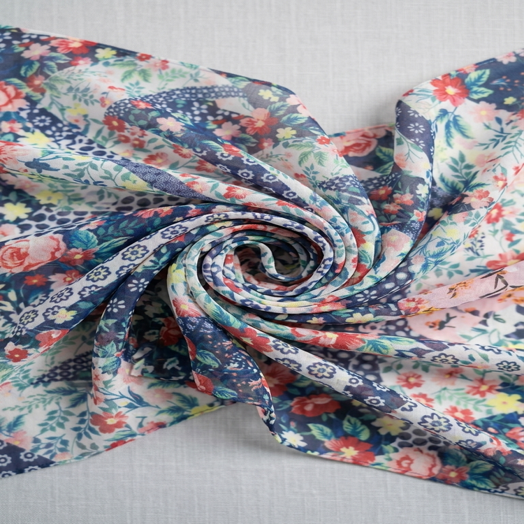 Voal Imprimat Floral – Multicolor